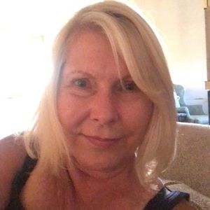 Meet your Posher, Debra